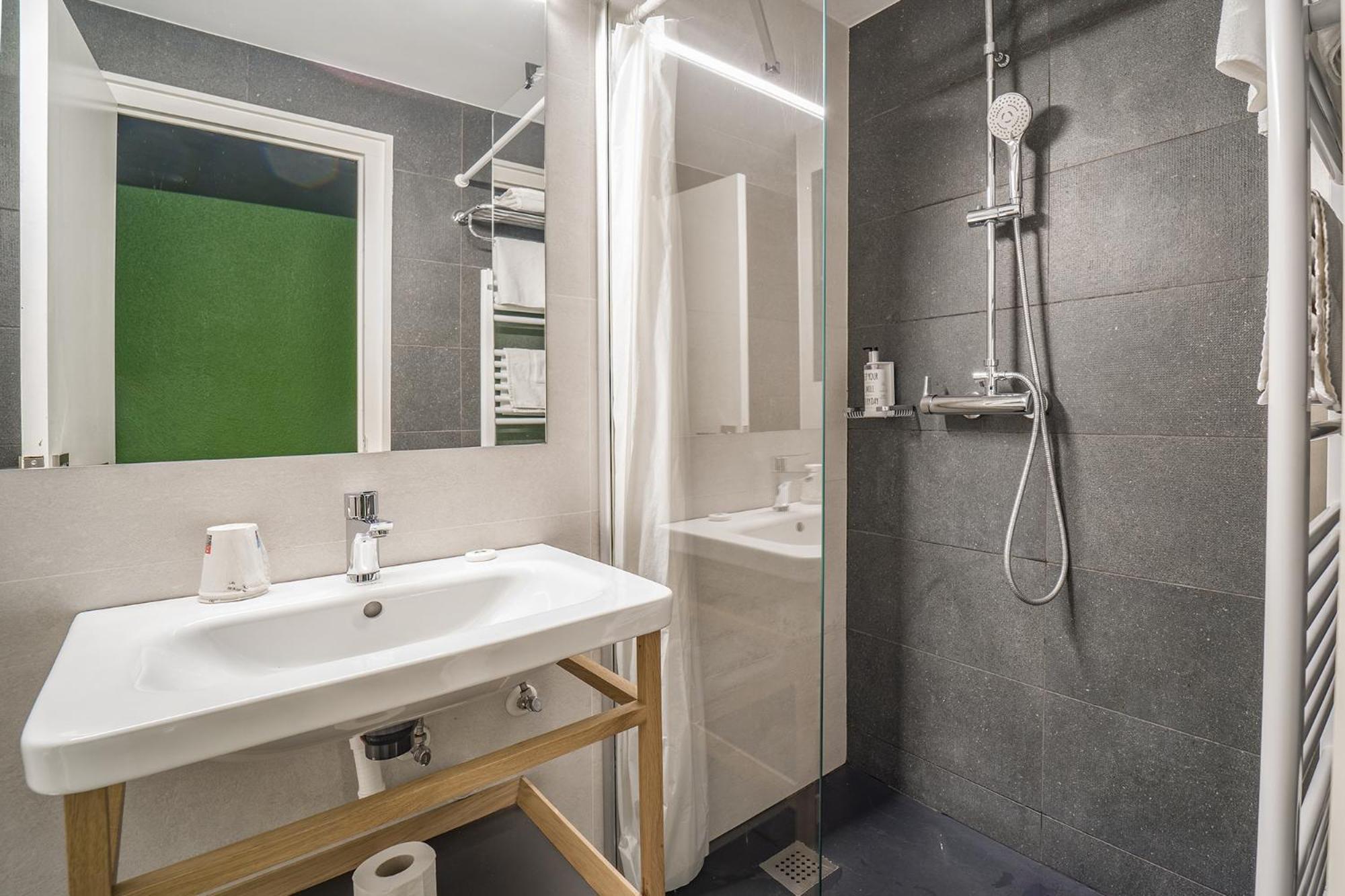 Glaner Hotel Cafe Andorra la Vella Ngoại thất bức ảnh